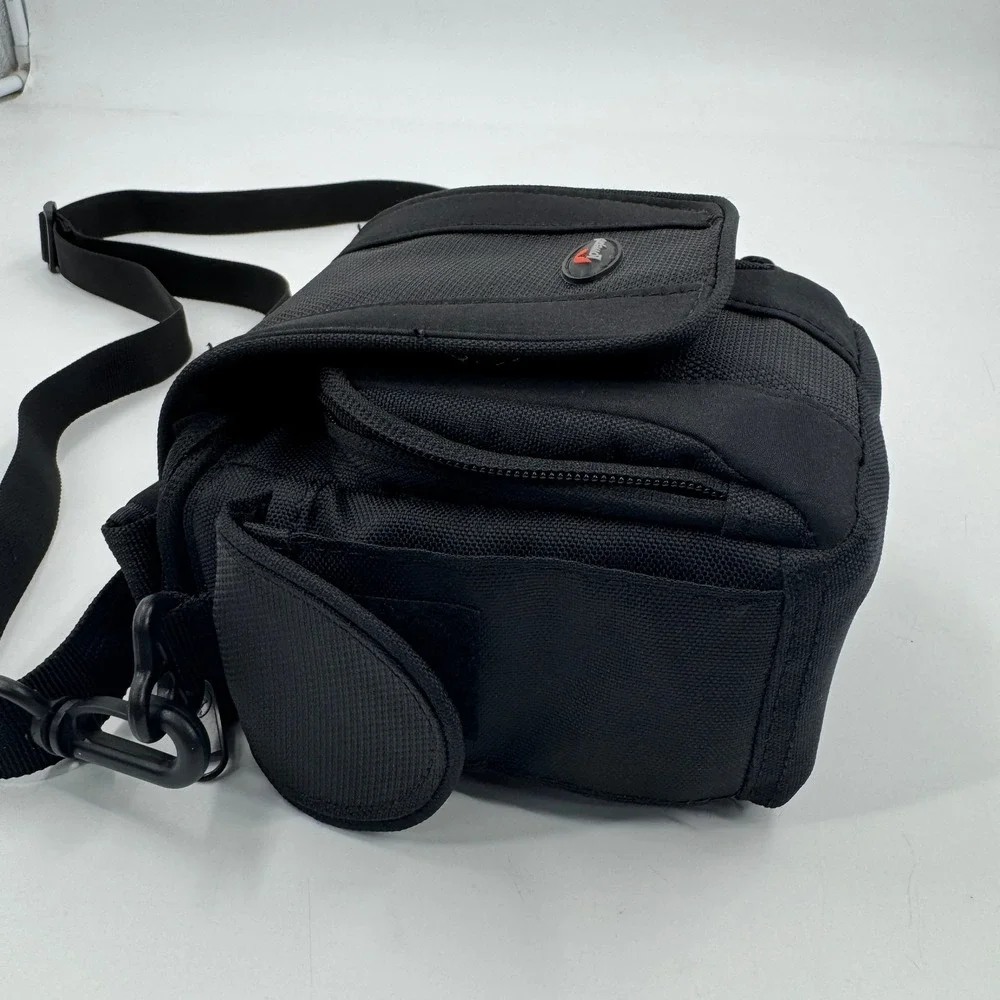 Lowepro Edit 100 Camera Bag Unisex OS Black Padded Shoulder Strap Utility Case